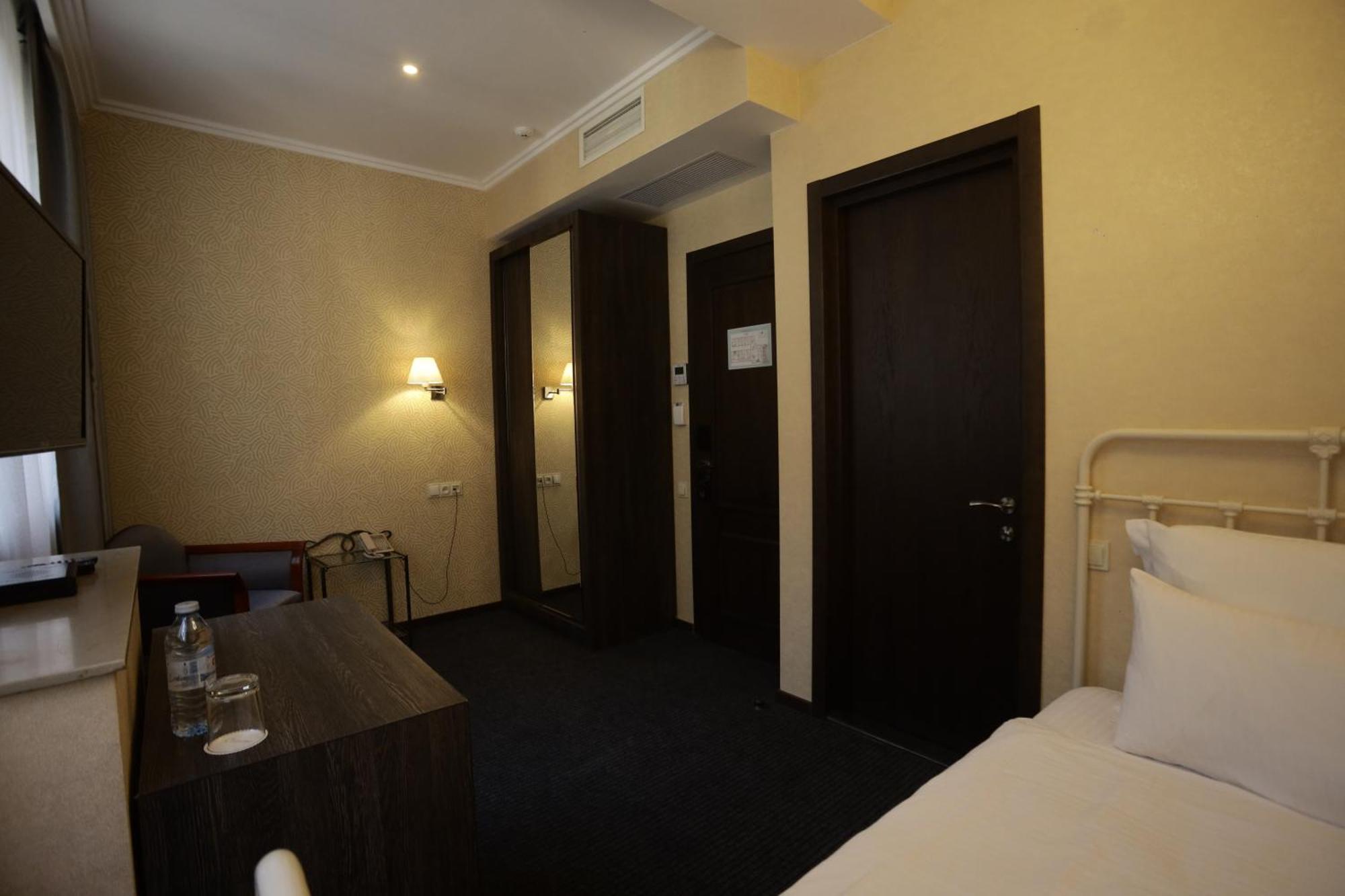 Redline Hotel Tbilisi Zewnętrze zdjęcie